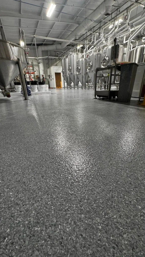 Glossy gray flake floor